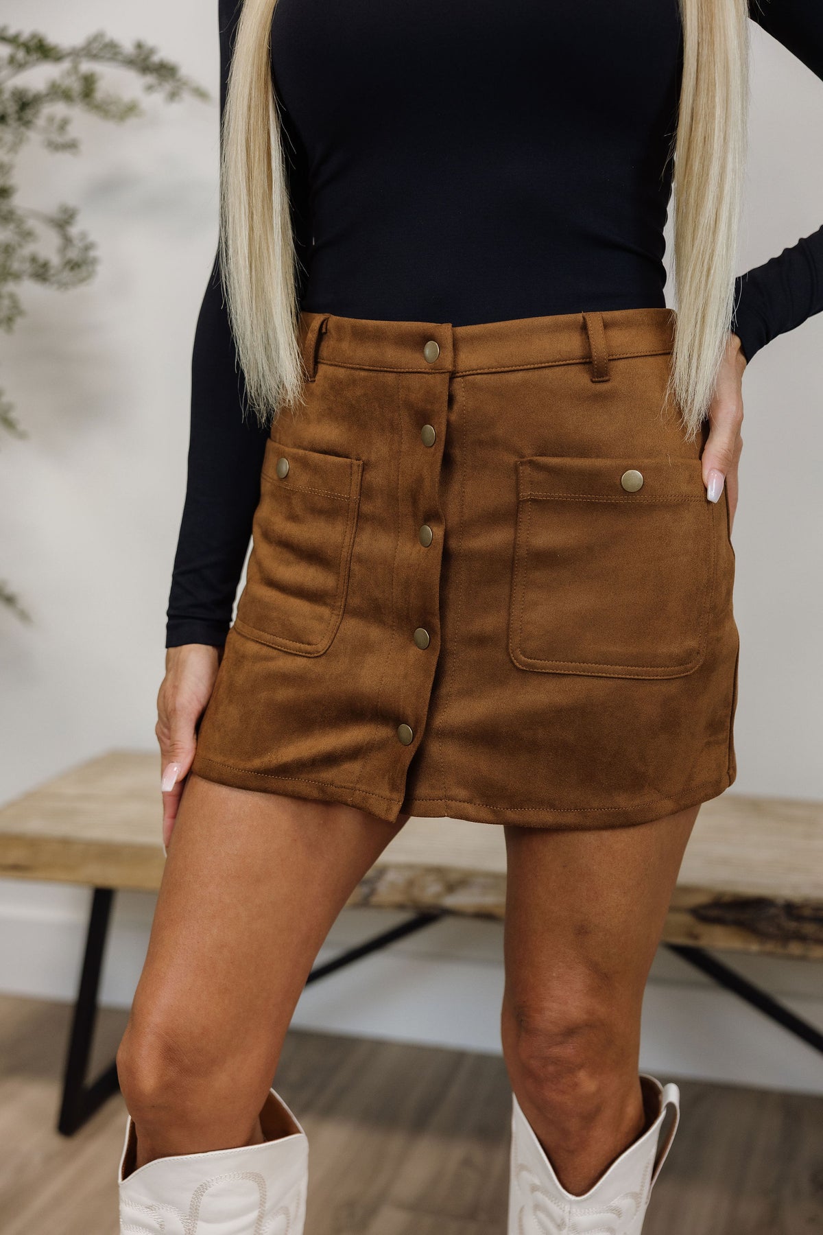 SNAP FRONT SUEDE MINI SKIRT