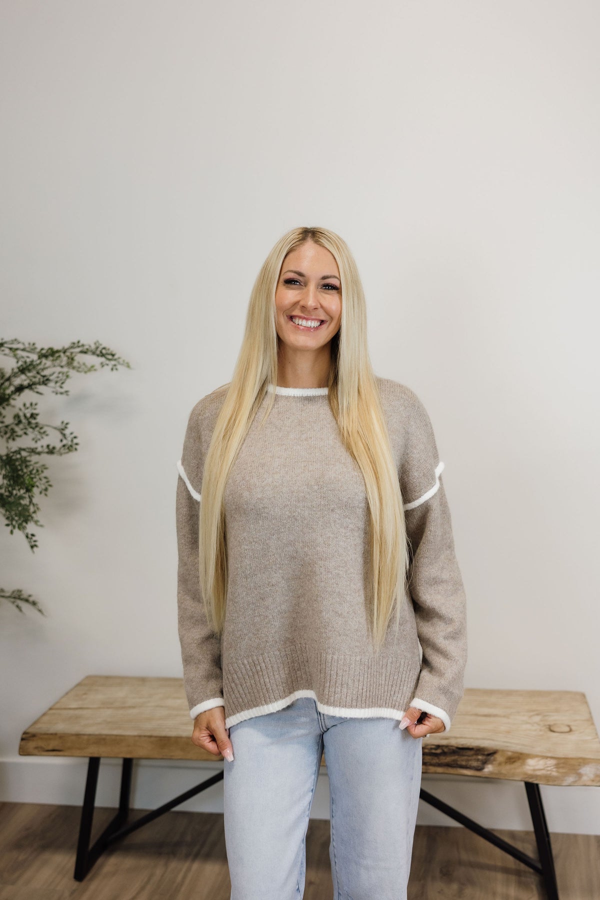 Contrast Trim Relaxed Knit Sweater