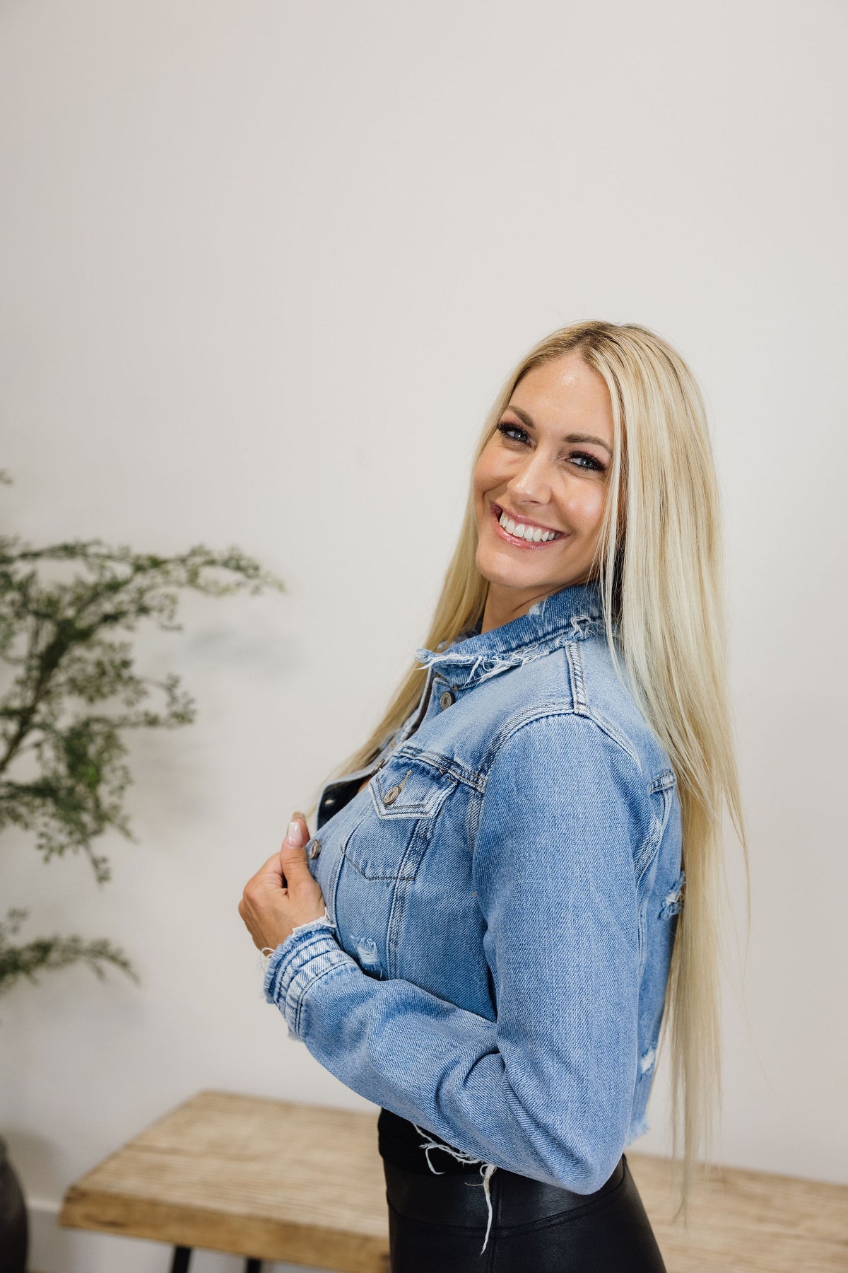 Cropped Frayed Hem Denim Jacket | KanCan