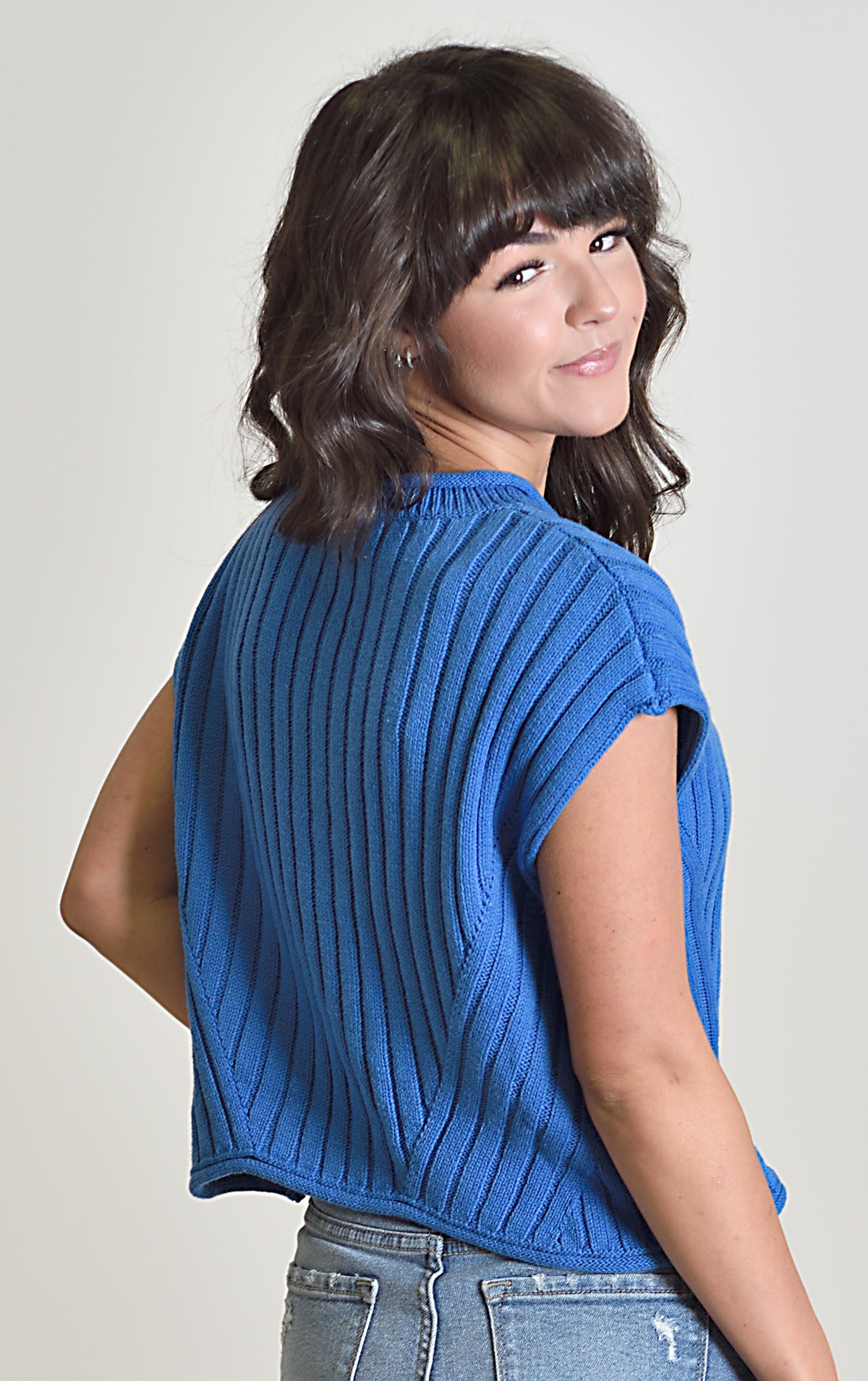 Round Neck Extended Sleeve Sweater Top