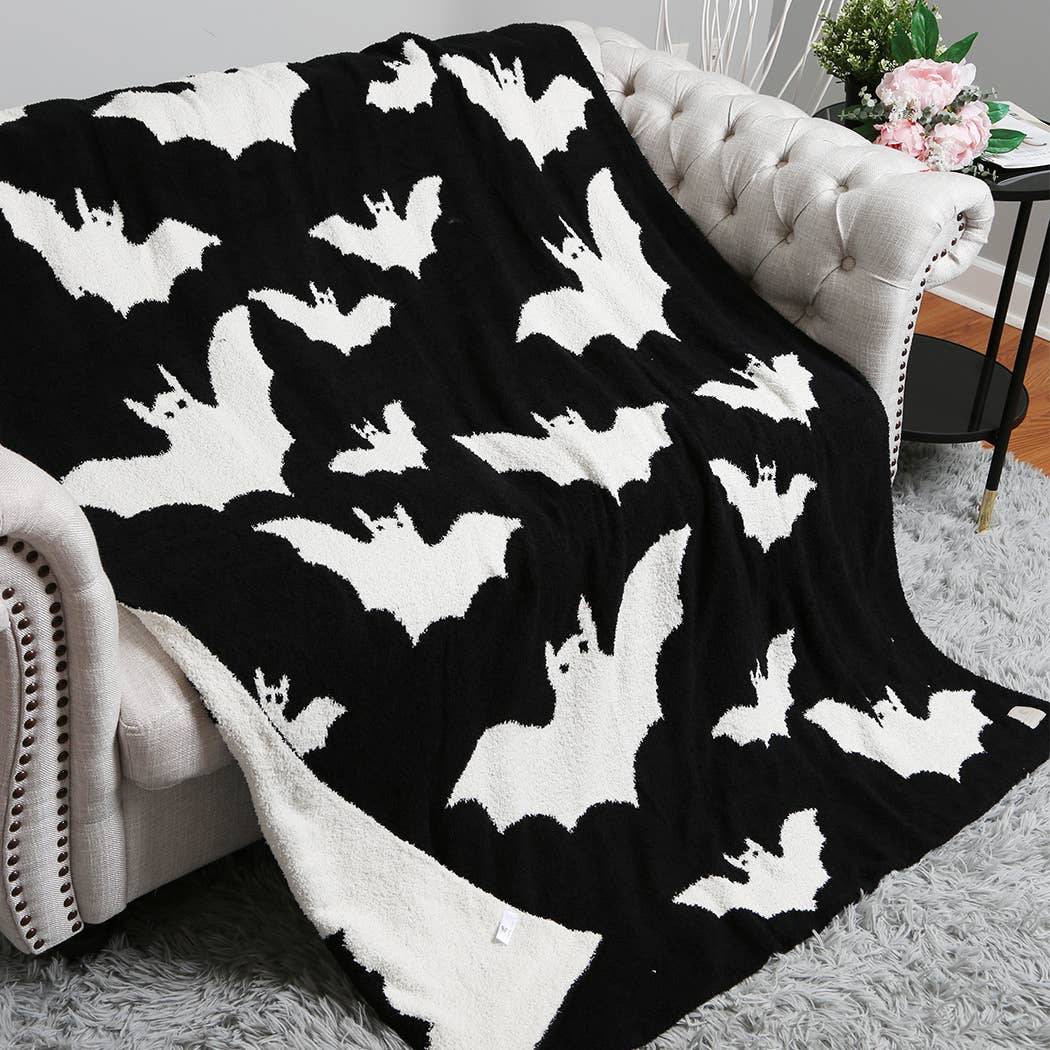 Hey Boo Pumpkin & Bat Throw Blanket